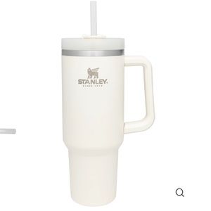 BRAND NEW NWT ADVENTURE QUENCHER TRAVEL TUMBLER | 40 OZ color is Cream